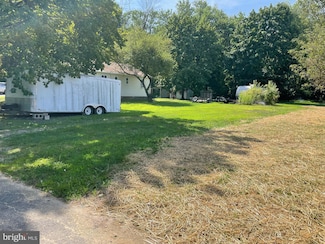 21 Wilson Ave, Trenton, NJ 08620