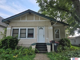 1017 Ella St, Beatrice, NE 68310