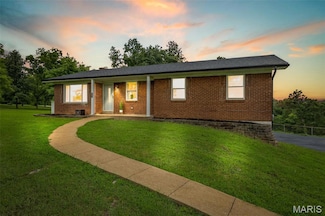 3444 Frontier Rd, Festus, MO 63028