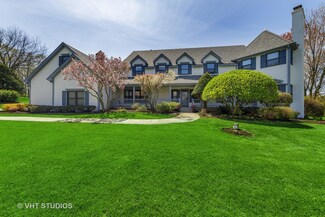 27111 Twin Pond Rd, Lake Barrington, IL 60010