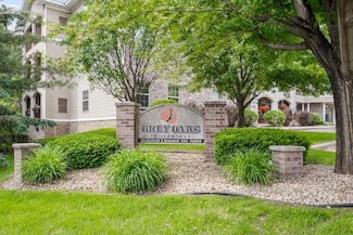 15550 Linnet St NW Unit 1105, Andover, MN 55304