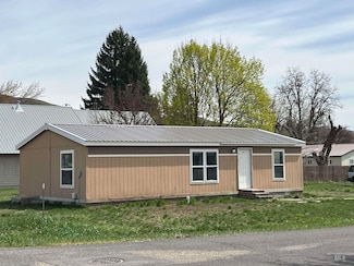 111 Winters Ave, Council, ID 83612