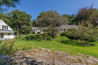 30 & 32 S Main St, Kennebunkport, ME 04046