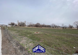1303 N Broadway Ave, Riverton, WY 82501