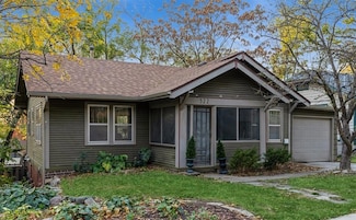 322 58th St, Des Moines, IA 50312
