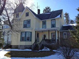 22 Church St, Coeymans, NY 12045