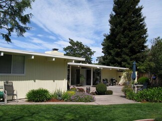 410 Adobe Place, Palo Alto, CA 94306