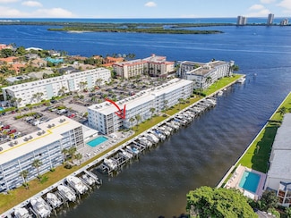104 Paradise Harbour Blvd Unit 203, North Palm Beach, FL 33408