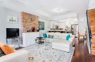 806 Herkimer St Unit 2, Brooklyn, NY 11233