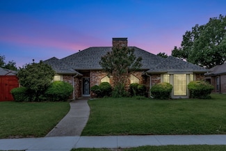2605 Pickwick Ln, Plano, TX 75093