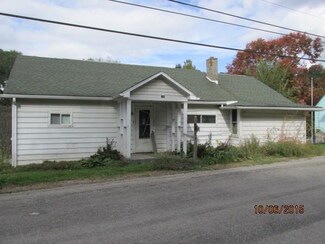115 Spring St, Petrolia, PA 16050