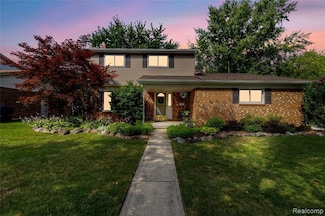 7406 Sussex Dr, Canton, MI 48187