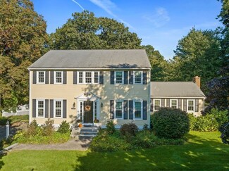 90 Clark Cir, Hanover, MA 02339