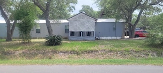 316 N Eleventh St, Fulton, TX 78358