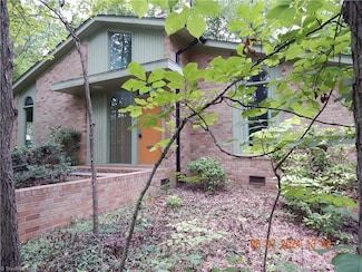 803 Winview Dr, Greensboro, NC 27410