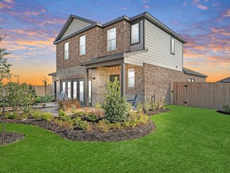 8008 Chipper Ln, Navasota, TX 77868