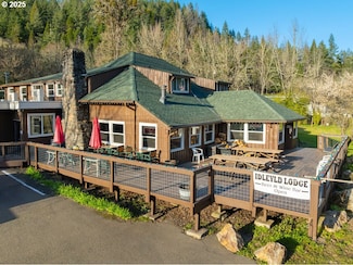 23834 N Umpqua Hwy, Idleyld Park, OR 97447