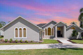697 Spring Lake Dr, Melbourne, FL 32940