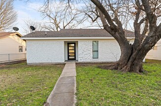 9710 Limestone Dr, Dallas, TX 75217
