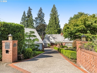 17447 Blue Heron Rd, Lake Oswego, OR 97034