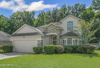 856 Reflection Cove Rd E, Jacksonville, FL 32218