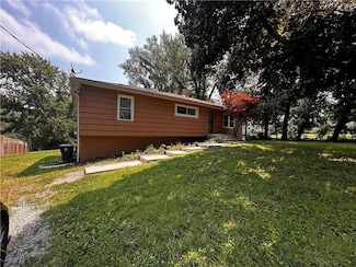 7867 James A Reed Rd, Kansas City, MO 64138