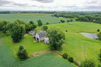 10746 N 945th Ave, Granville, IL 61326