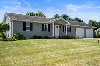 139 E Shay St, Connersville, IN 47331