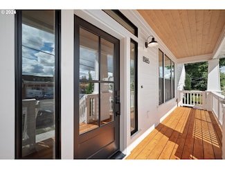 8165 N Brandon Ave, Portland, OR 97217