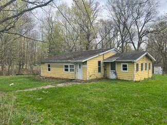 7921 S 700 W, Williamsport, IN 47993