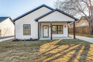 1012 E Lowden St, Fort Worth, TX 76104