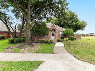 4252 Winding Brook Dr, Plano, TX 75093