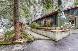 2041 Ptarmigan Ln NW, Poulsbo, WA 98370