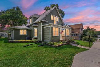 653 W Chicago St, Valparaiso, IN 46385