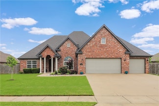 116 Sussex Ave, Lowell, AR 72745
