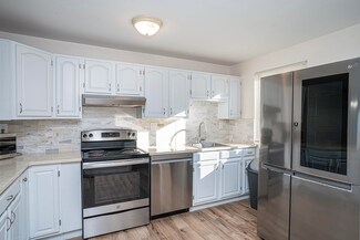 168 Hart St Unit 18, Taunton, MA 02780