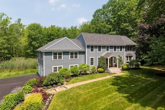 23 Rockrimmon Rd, North Hampton, NH 03862