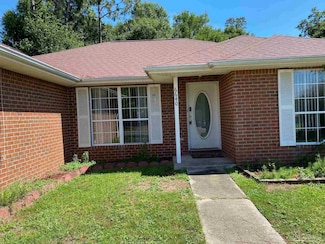 6640 Woodbury Forest Dr, Milton, FL 32583