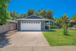 1937 Carleton St, Redding, CA 96002
