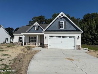 1000 Peedin Rd, Selma, NC 27576