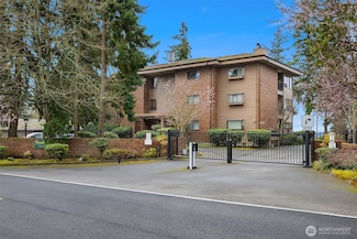 8230 53rd Ave W Unit 832, Mukilteo, WA 98275