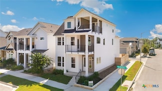 895 N Academy Ave, New Braunfels, TX 78130