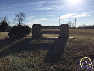 00000 Meadow Ln, Ozawkie, KS 66070