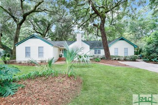 8 Richmond Dr, Savannah, GA 31406