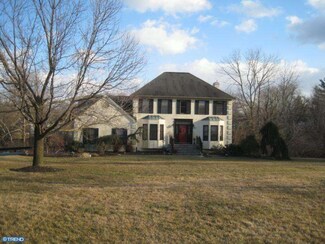 15 Nathaniel Green Dr, Titusville, NJ 08560