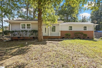 210 Pinonwood Dr, Simpsonville, SC 29680