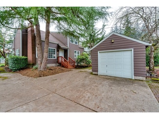 1818 Laurel Hill Dr, Eugene, OR 97403