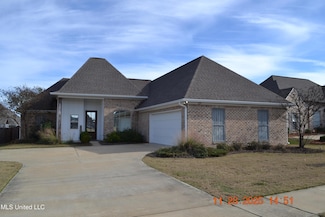 529 E Park St, Canton, MS 39046
