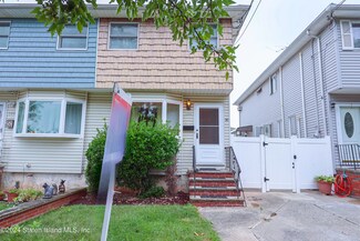 138 Stobe Ave, Staten Island, NY 10306