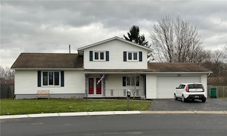 124 Granada Cir, Rochester, NY 14609